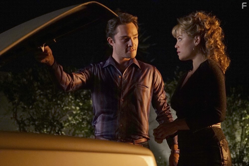 Erika Christensen and Ed Westwick in Злой город (2015)