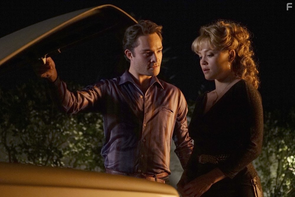 Erika Christensen and Ed Westwick in Злой город (2015)