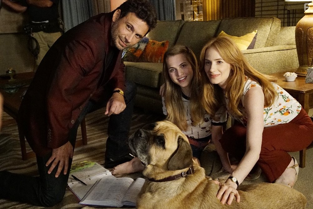 Jeremy Sisto, Jaime Ray Newman, and Anne Winters in Злой город (2015)