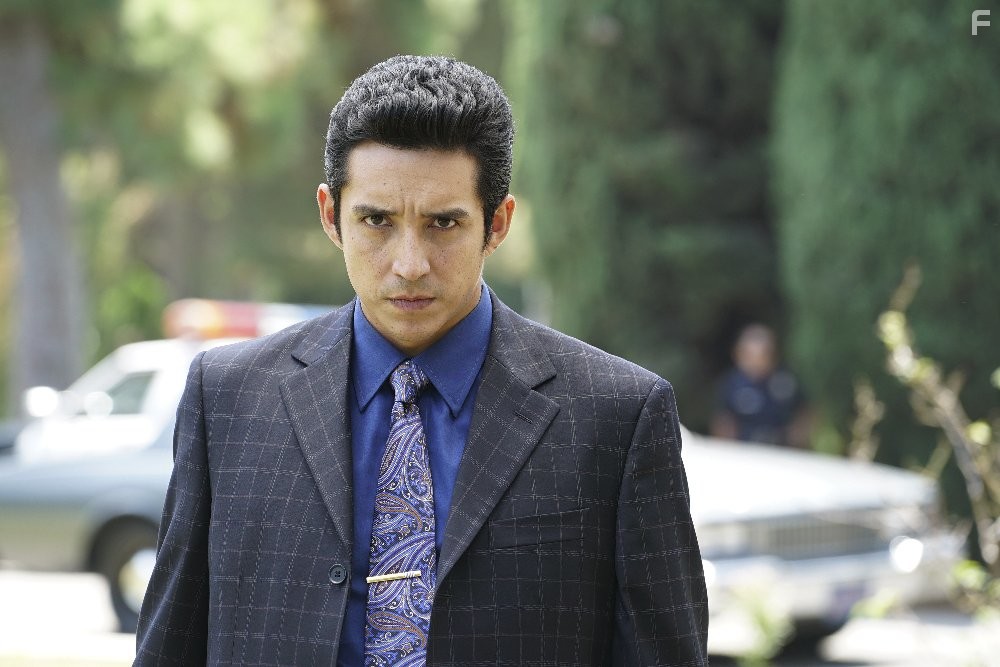 Gabriel Luna in Злой город (2015)