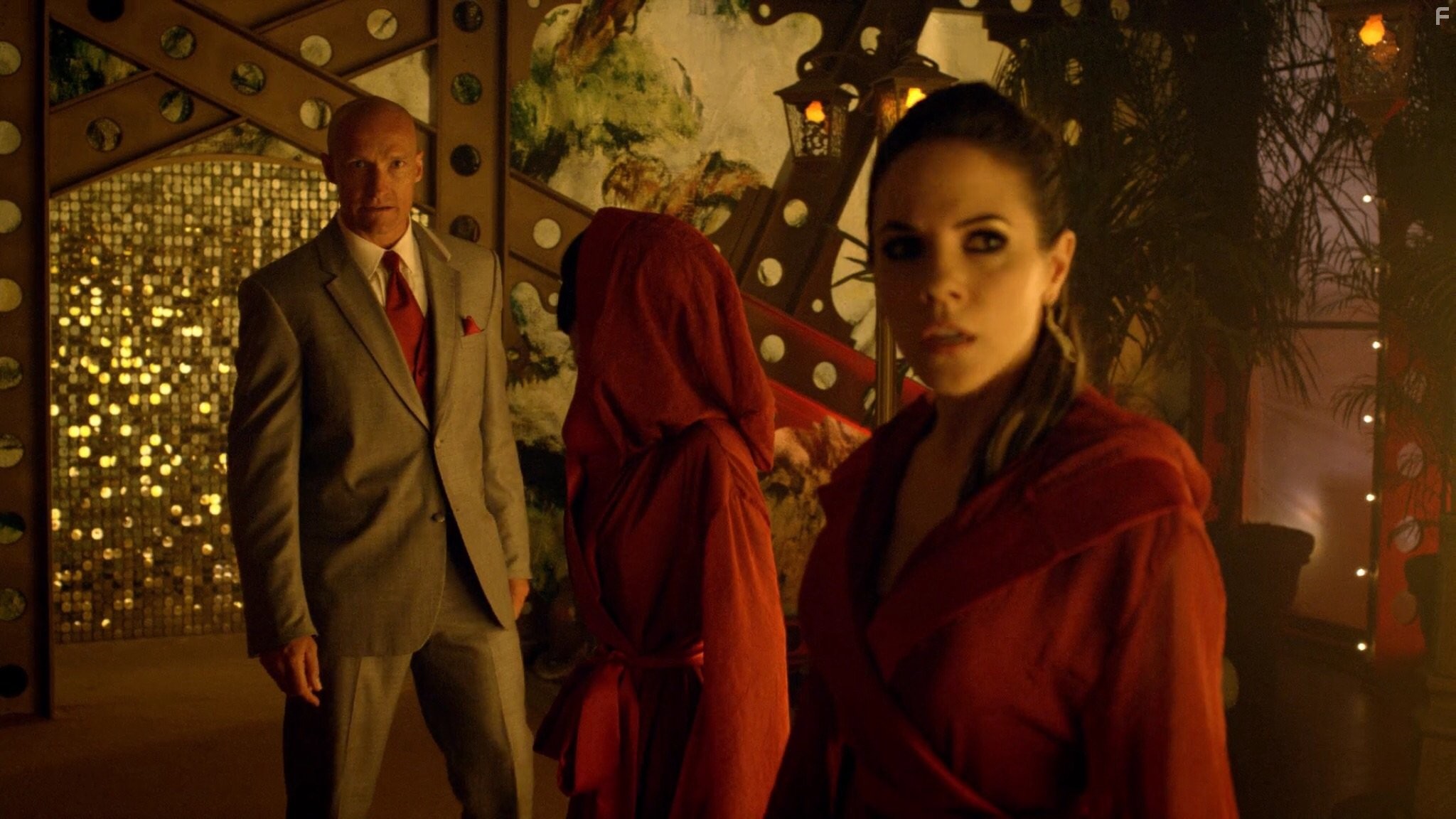 Simon Northwood and Anna Silk in Зов крови (2010)