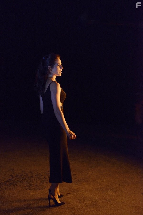 Anna Silk in Зов крови (2010)