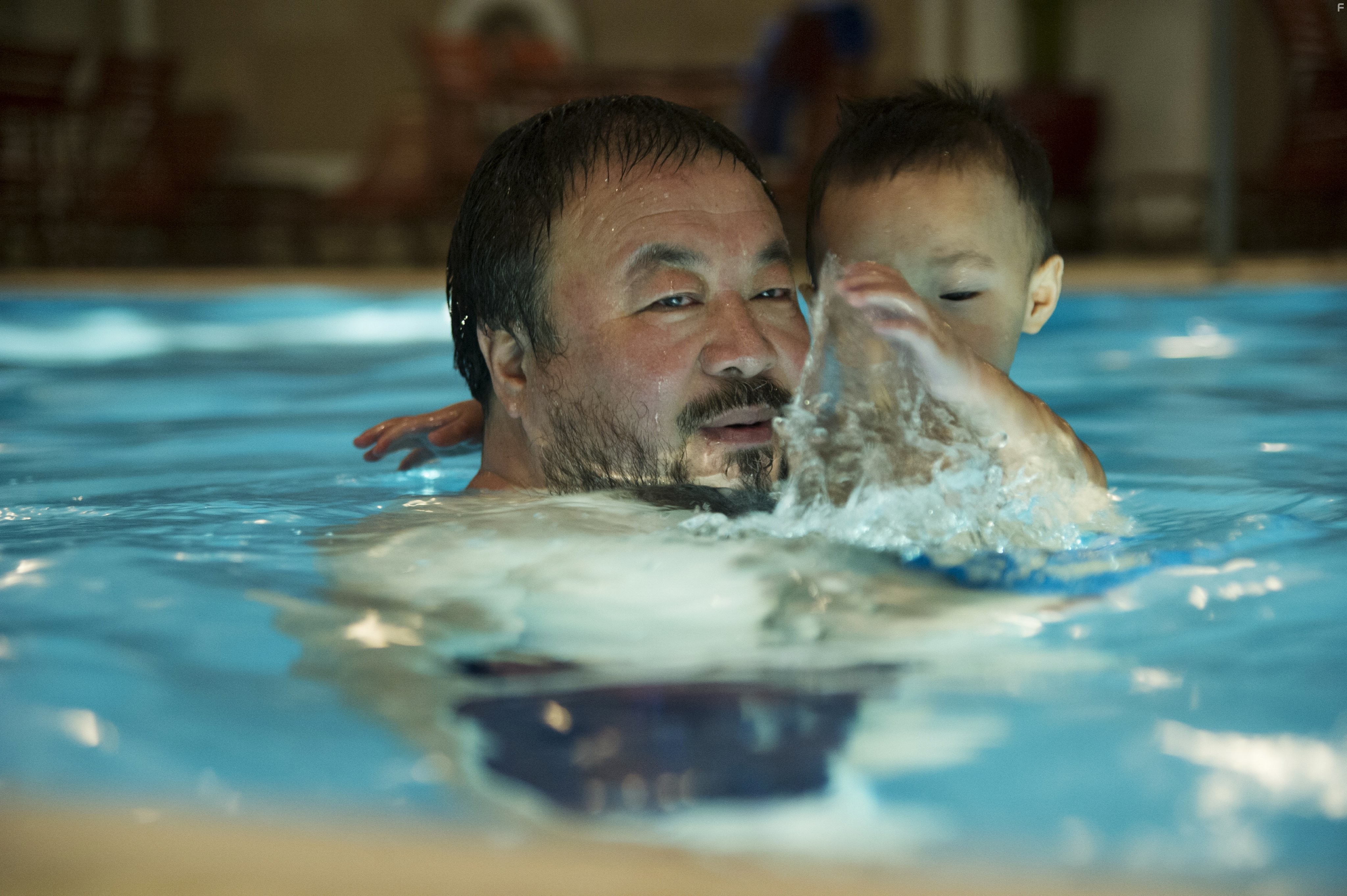 Weiwei Ai in Ai Weiwei: The Fake Case (2013)