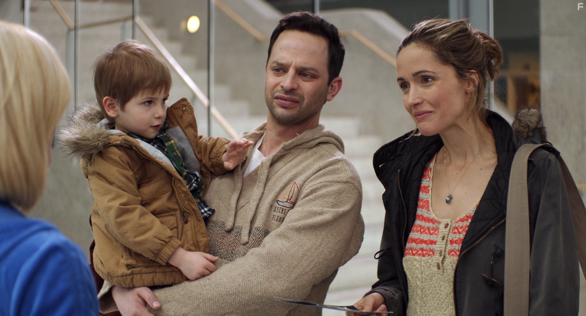 Rose Byrne and Nick Kroll in Взрослые новички (2014)