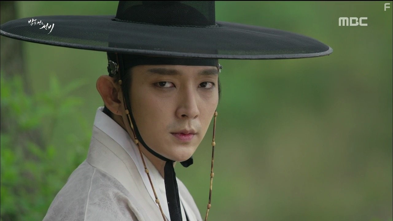 Joon-Gi Lee in Bameul geotneun seonbi (2015)