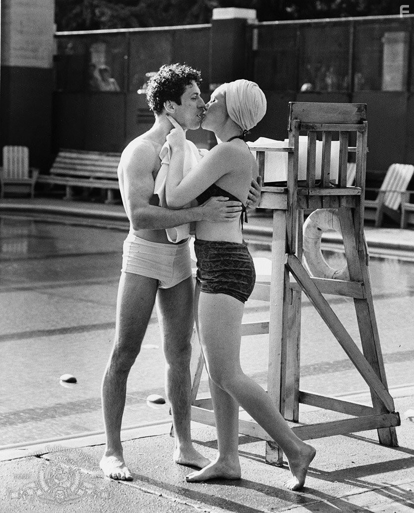 Robert De Niro and Cathy Moriarty in Бешеный бык (1980)