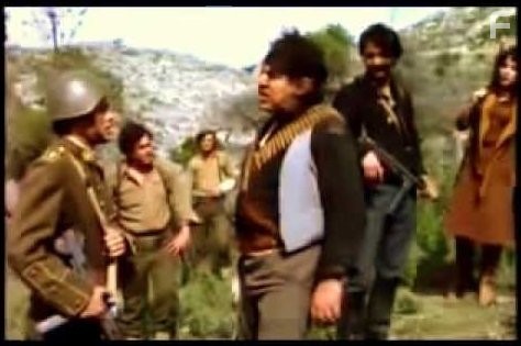 Giorgos Tzortzis, Hristos Politis, and Fernando Sancho in Sti mahi tis Kritis (1970)