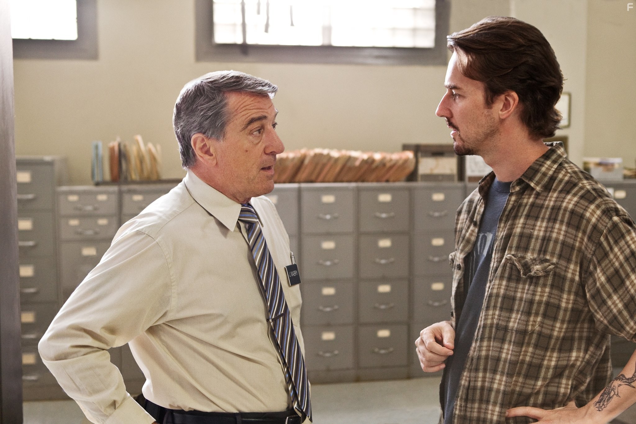 Robert De Niro and Edward Norton in Стоун (2010)