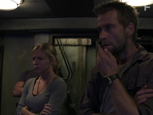 Joe Anderson and Eloise Mumford in Река (2012)