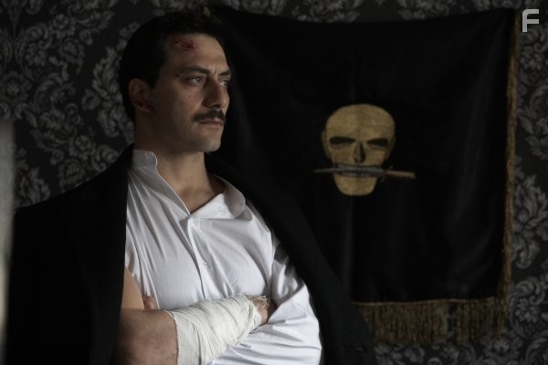 Filippo Timi in Побеждать (2009)