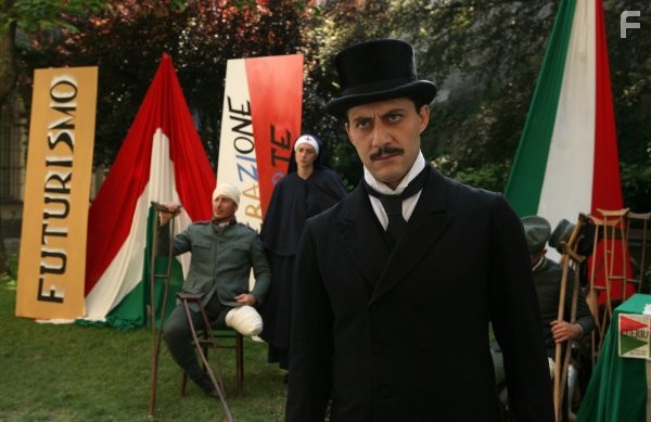 Filippo Timi in Побеждать (2009)