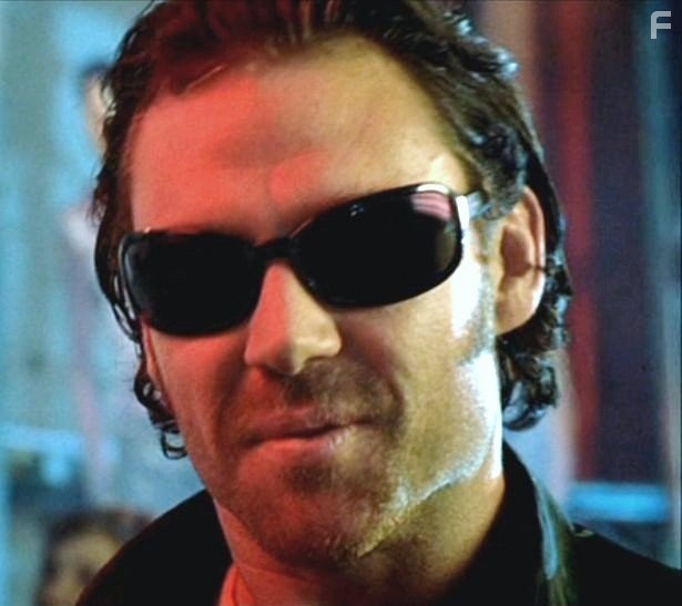 Marton Csokas in Неудачники (2002)