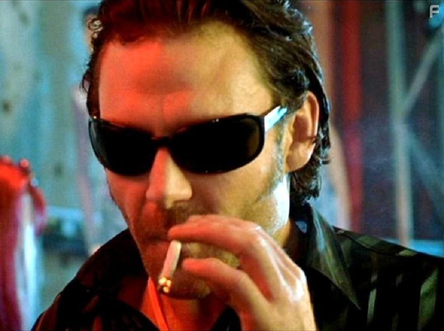 Marton Csokas in Неудачники (2002)