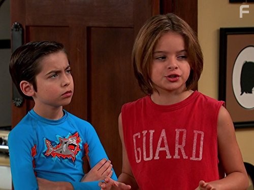 Mace Coronel and Aidan Gallagher in Nicky, Ricky, Dicky & Dawn (2014)