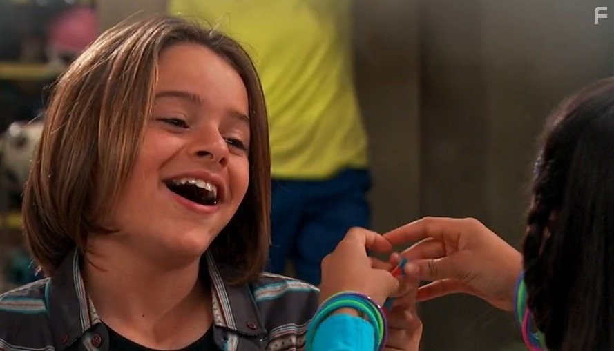 Nicky, Ricky, Dicky & Dawn (2014)