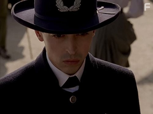 Marc Pickering in Подпольная империя (2010)