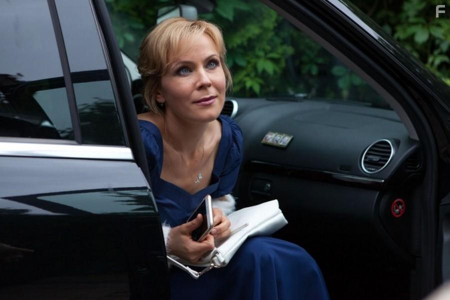 Слишком красивая жена #4