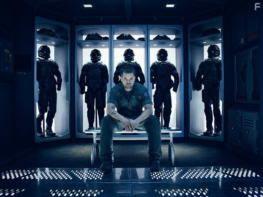 Wes Chatham in Пространство (2015)