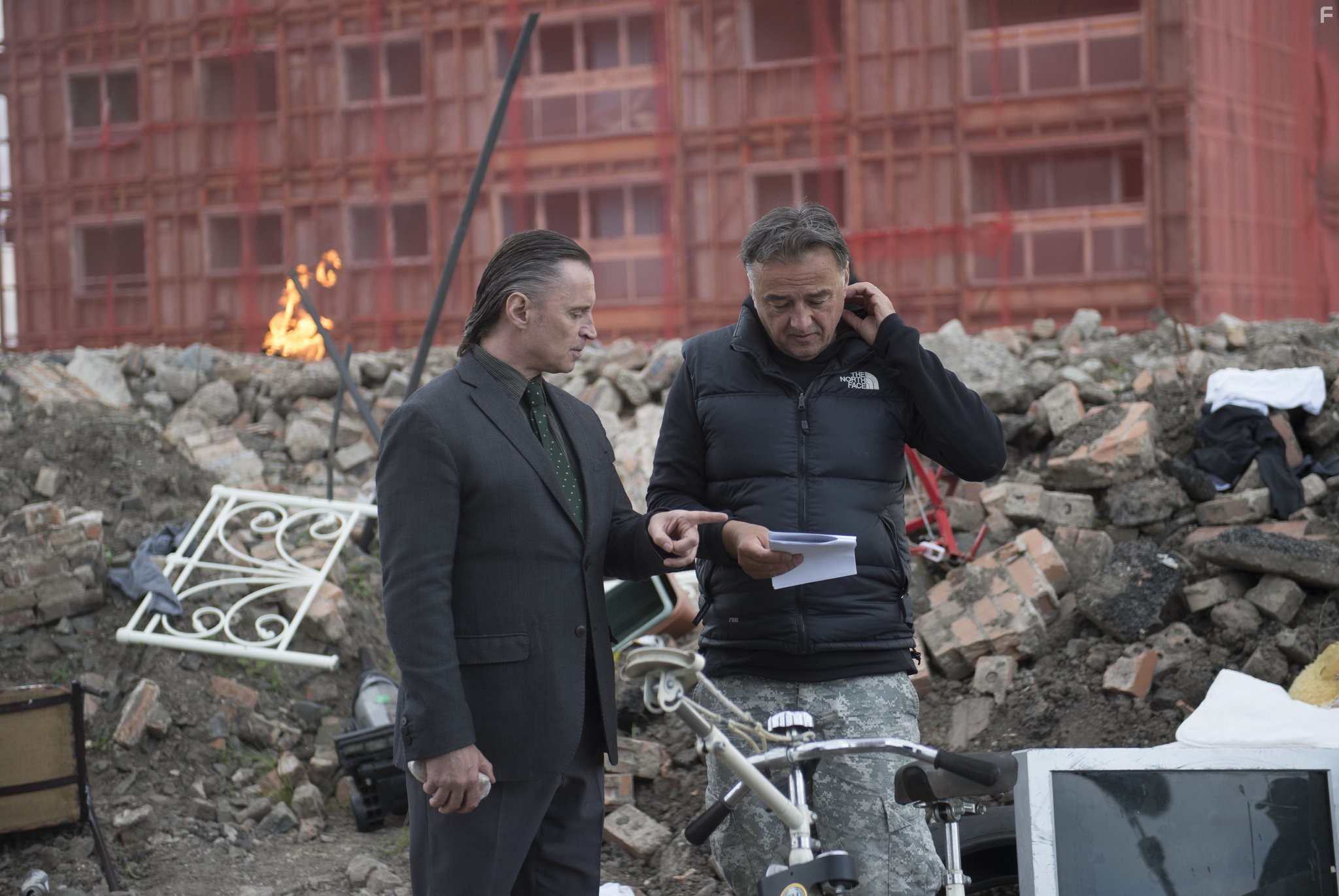 Robert Carlyle in Легенда о Барни Томсоне (2015)