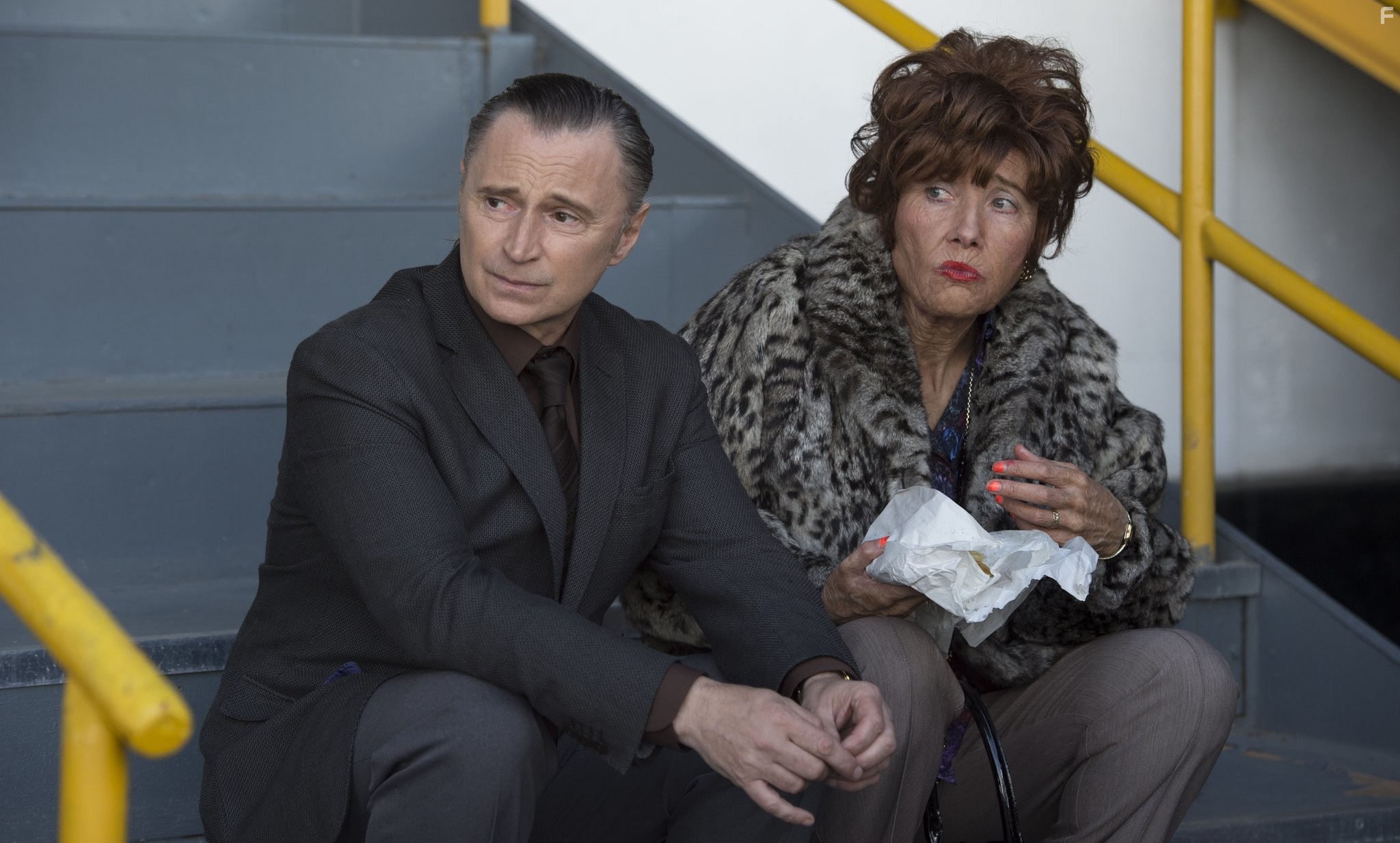 Emma Thompson and Robert Carlyle in Легенда о Барни Томсоне (2015)