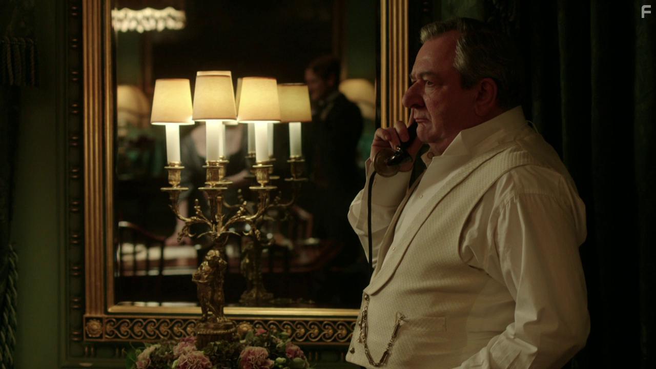 Ken Stott in An Inspector Calls (2015)