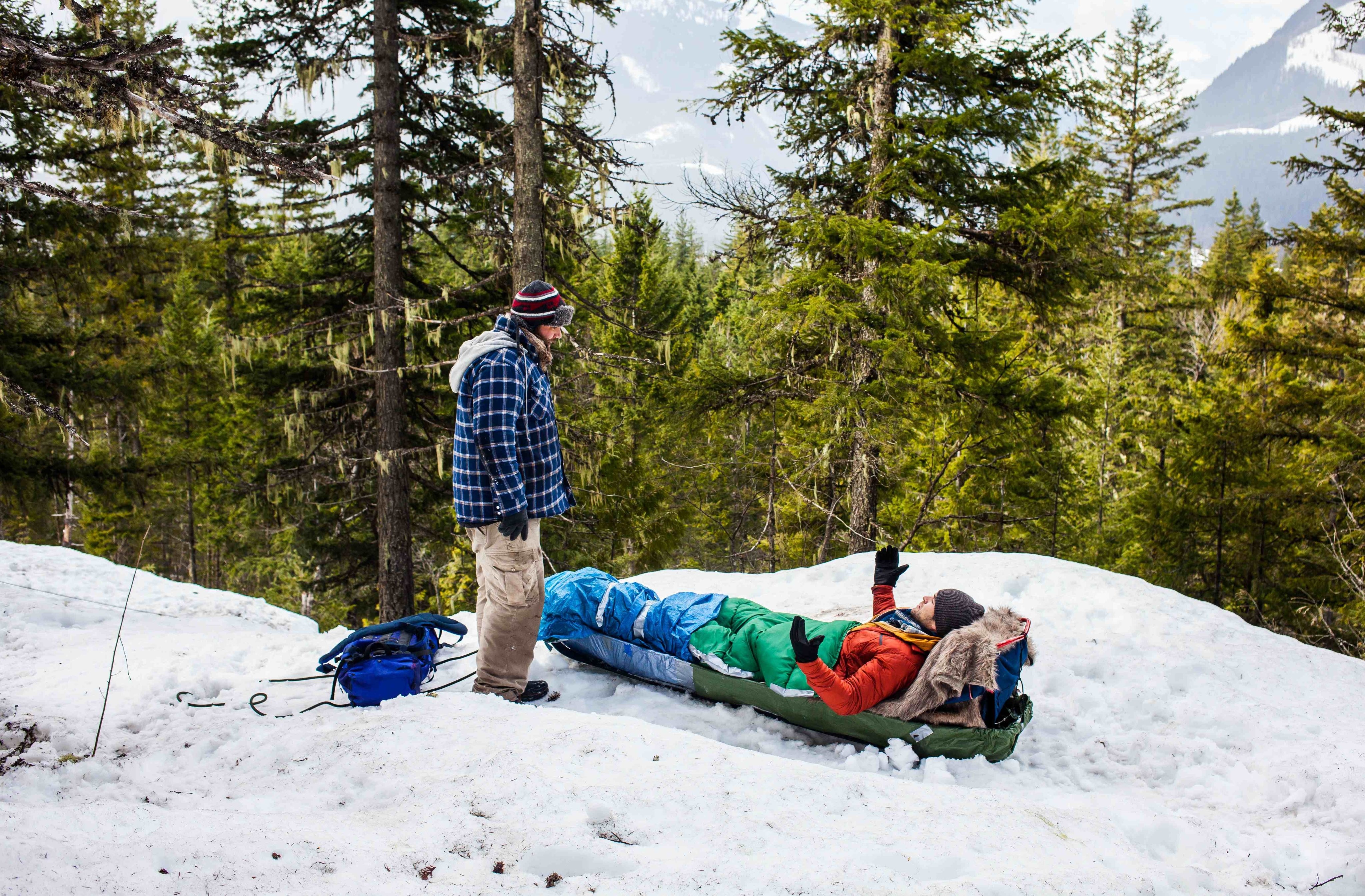Tyler Labine and Chace Crawford in Mountain Men (2014)