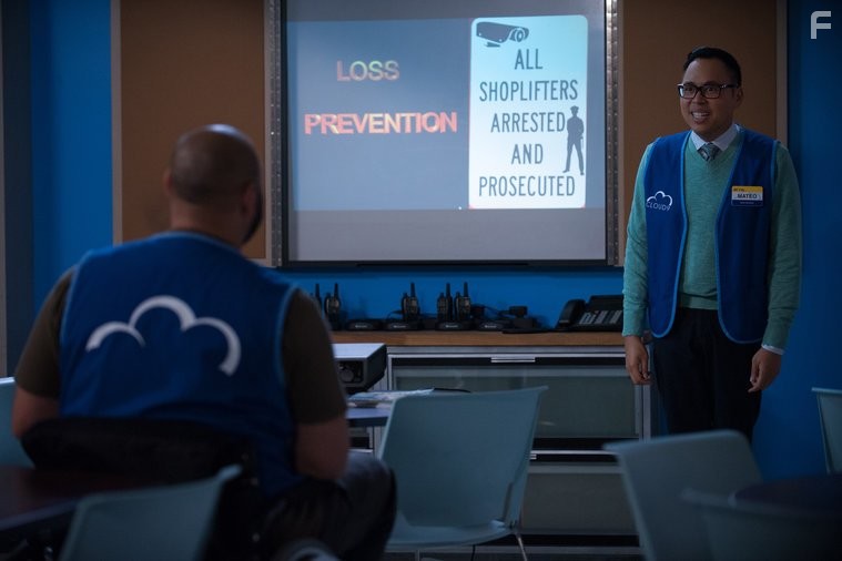 Colton Dunn and Nico Santos in Супермаркет (2015)