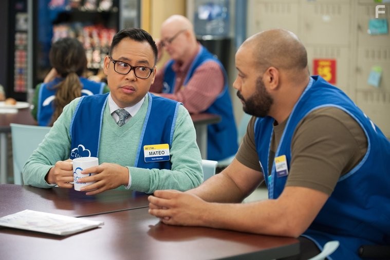 Colton Dunn and Nico Santos in Супермаркет (2015)