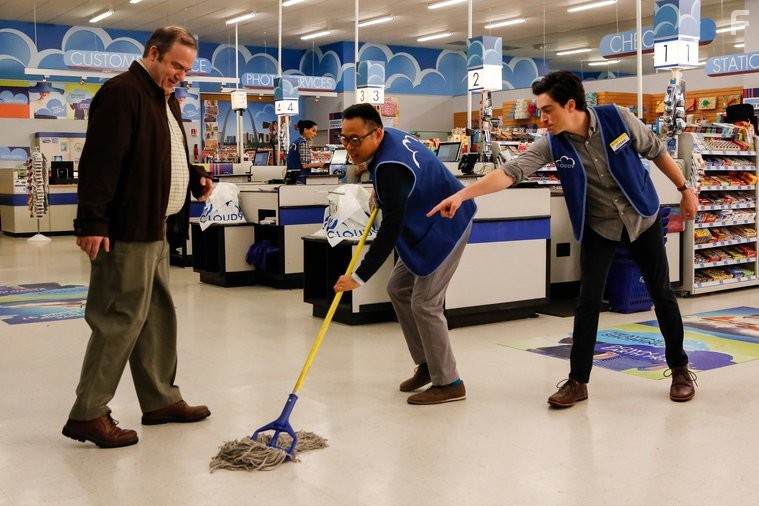 Ben Feldman and Nico Santos in Супермаркет (2015)