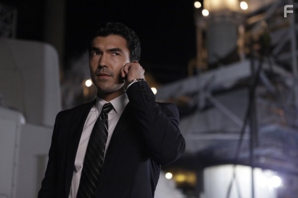 Ian Anthony Dale in Событие (2010)