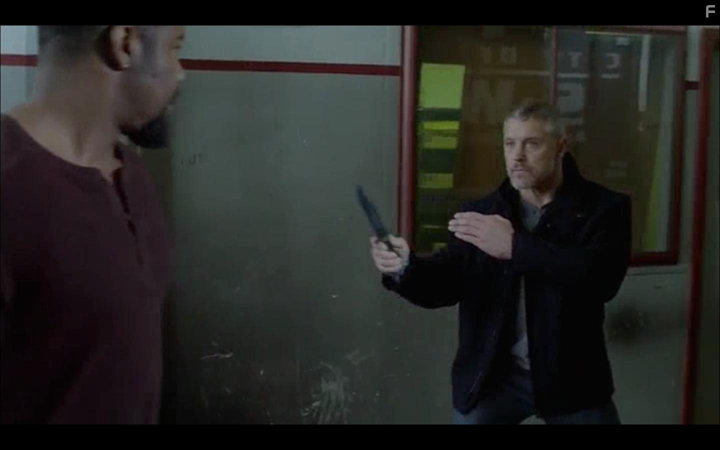 Michael Jai White and Max Ryan in Echo Effect (2015)