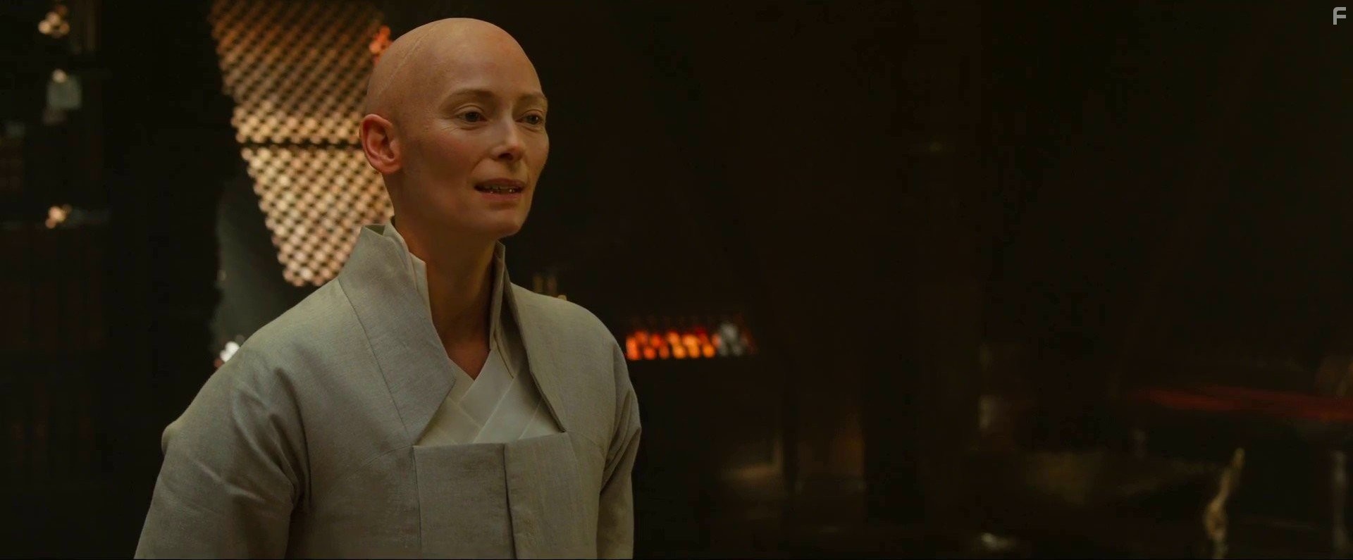 Tilda Swinton in Доктор Стрэндж (2016)