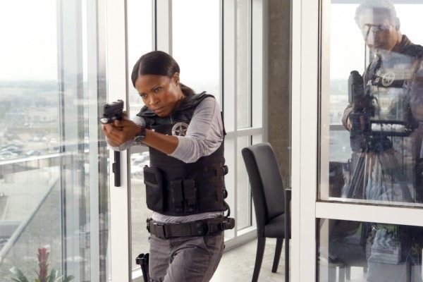 Rose Rollins in Преследование (2010)