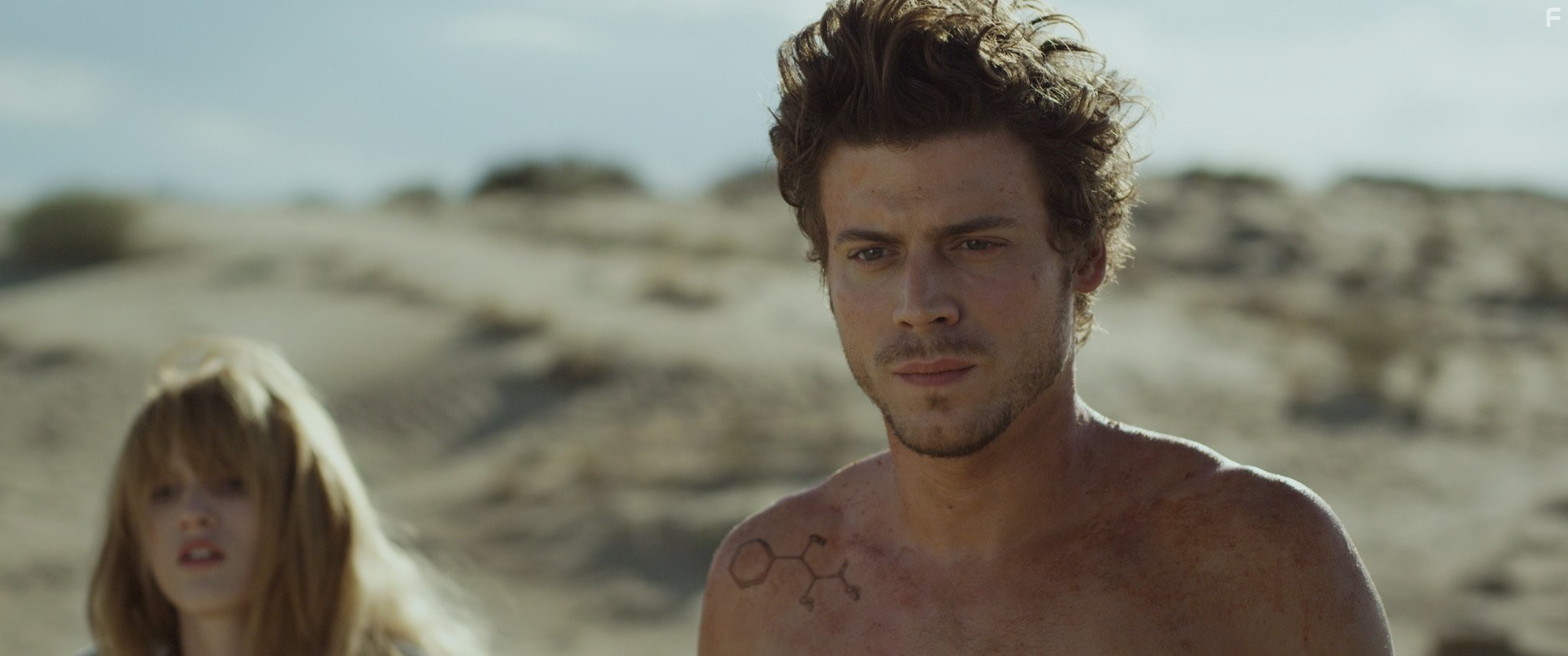 Bella Thorne and Fran?ois Arnaud in Big Sky (2015)