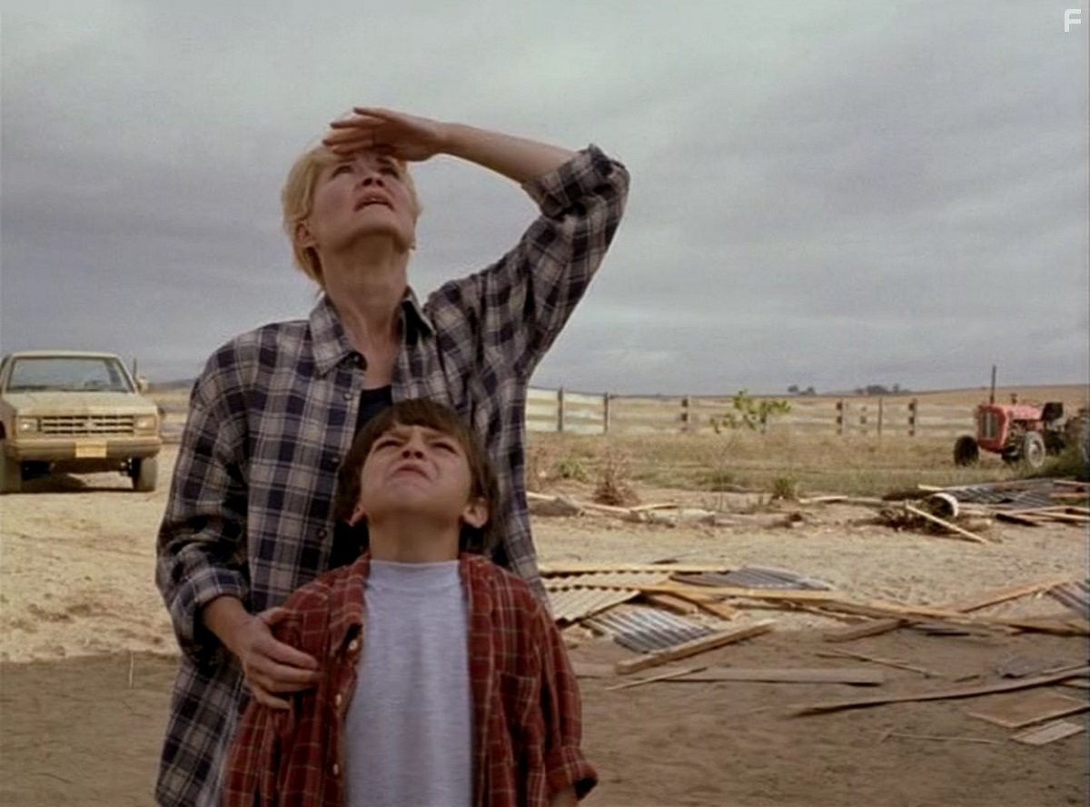 Seth Adkins and Dee Wallace in Pirates of the Plain (1999)