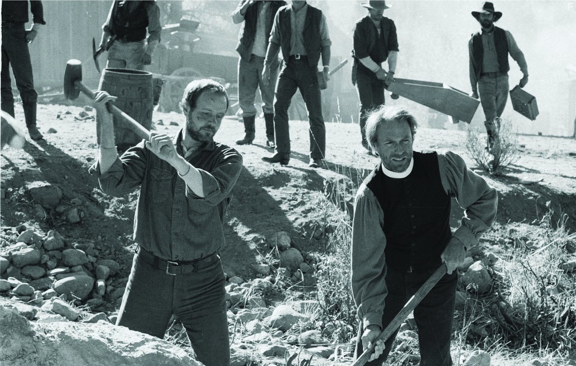 Clint Eastwood and Michael Moriarty in Имя ему Смерть (1985)