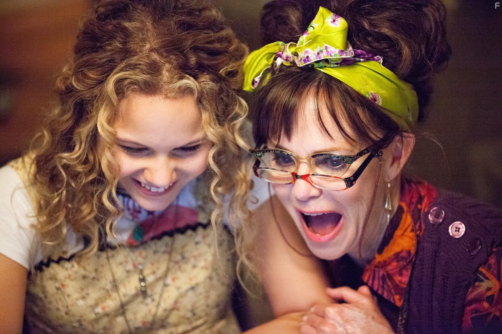 Sally Field and Isabella Acres in Здравствуйте, меня зовут Дорис (2015)