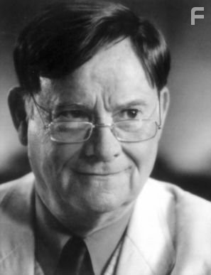 Buck Henry in Последний кадр (2004)