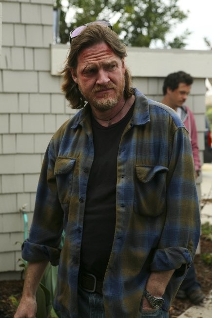 Donal Logue in Терьеры (2010)