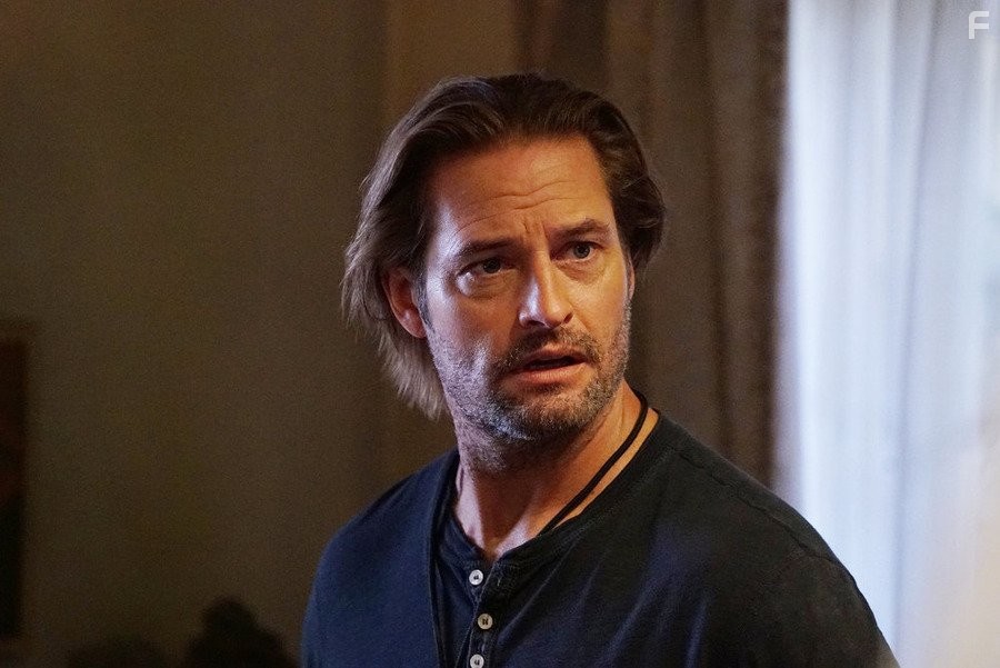 Josh Holloway in Колония (2016)