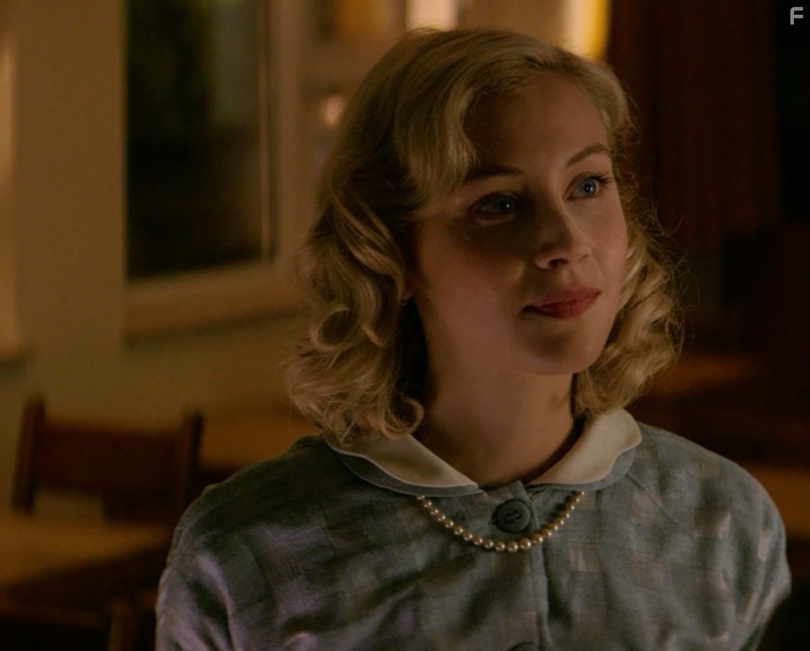 Sarah Gadon in 11/22/63 (2016)