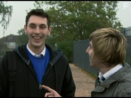 James Buckley and Blake Harrison in Переростки (2008)