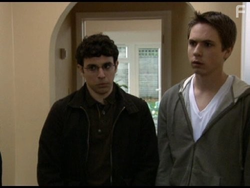 Simon Bird and Joe Thomas in Переростки (2008)