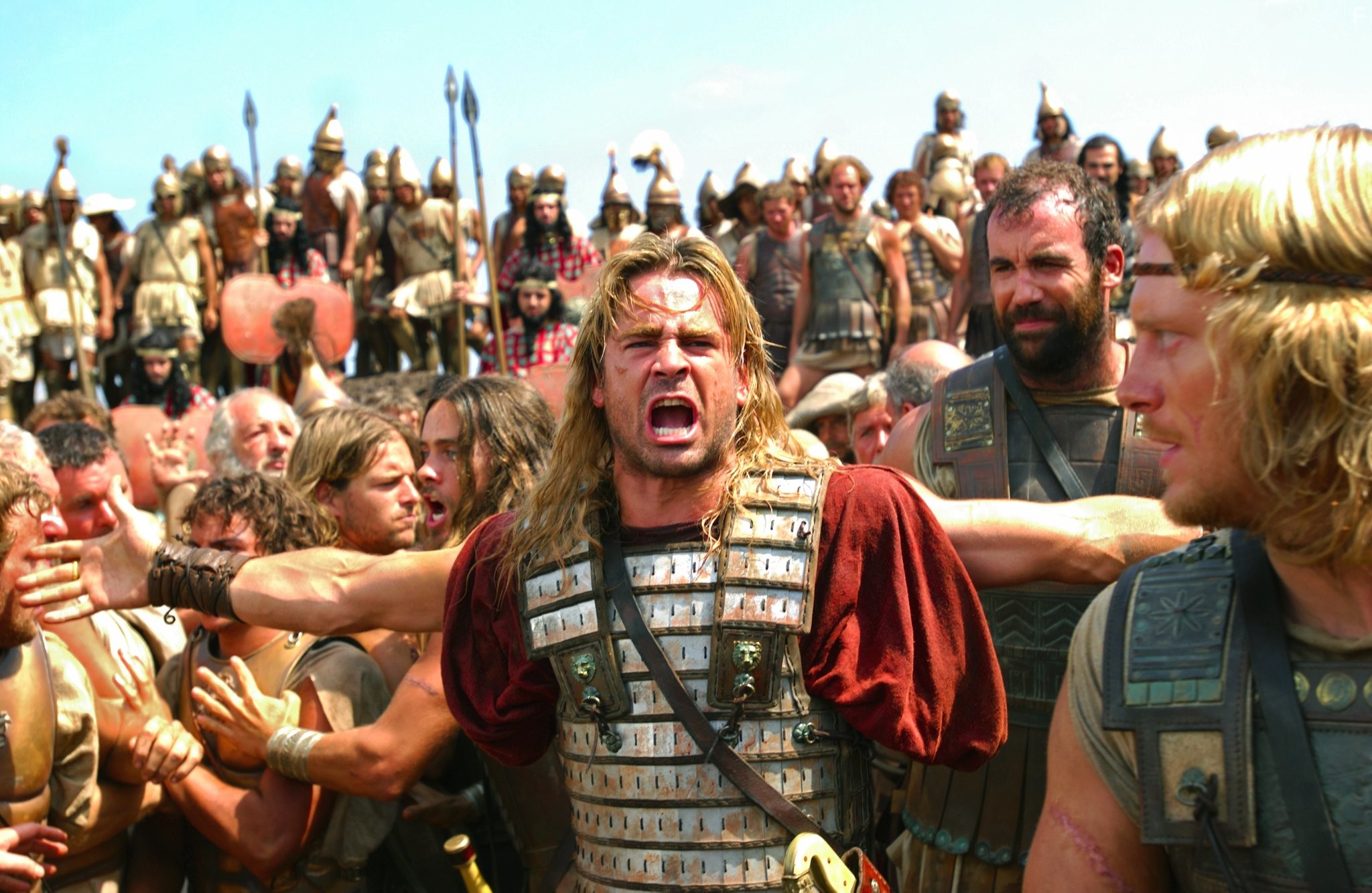 Colin Farrell and Rory McCann in Александр (2004)