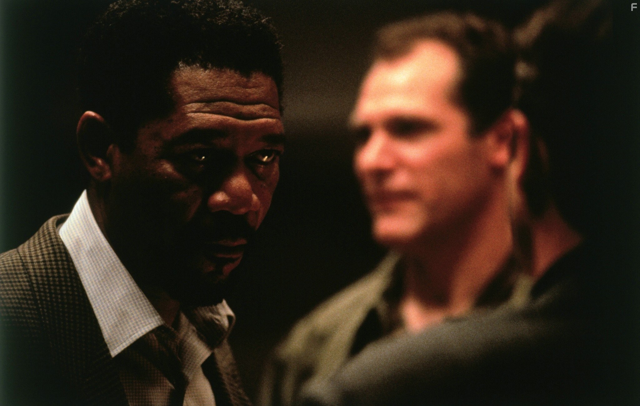 Morgan Freeman in Целуя девушек (1997)