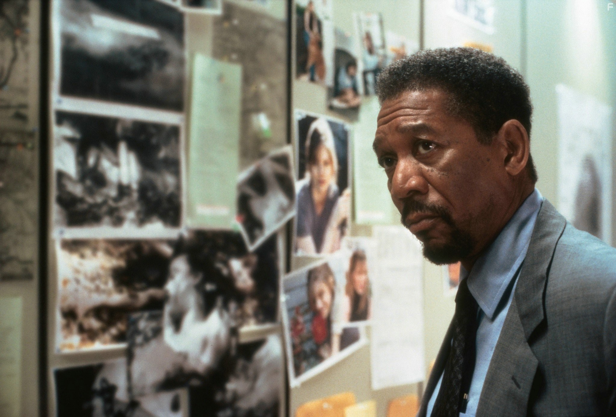 Morgan Freeman in Целуя девушек (1997)