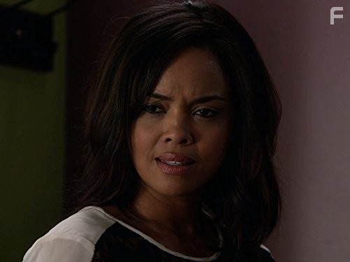 Sharon Leal in Recovery Road (2016)