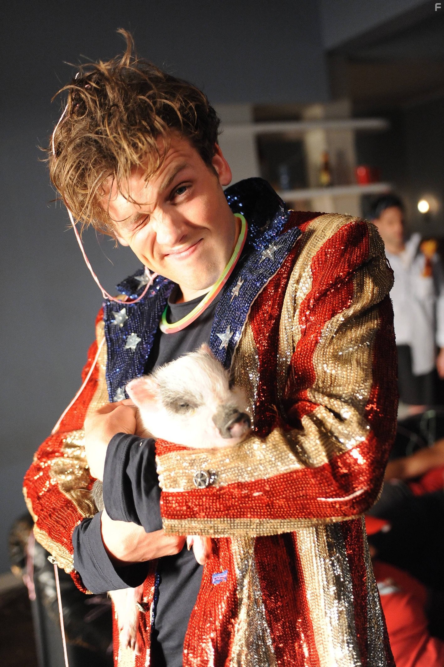 Руководство по выживанию от Купера Баррэта (2016)