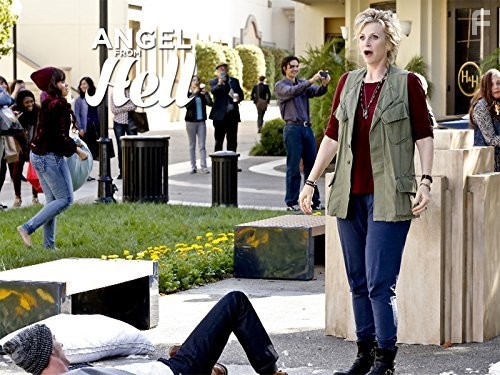 Jane Lynch in Ангел из ада (2016)