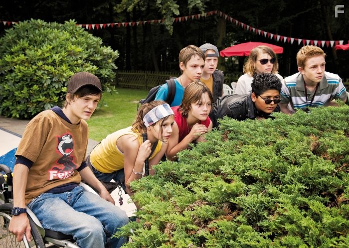 Manuel Steitz, Nick Romeo Reimann, Fabian Halbig, Nicolas Schinseck, Leonie Tepe, Robin Walter, Javidan Imani, and David H?rten in Vorstadtkrokodile (2009)